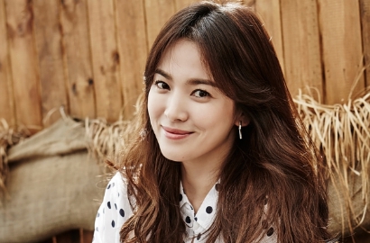 Tak Tega, Song Hye Kyo Nangis Emosional Jadi Narator Acara Anak