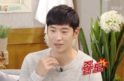 Lee Je Hoon Pernah Masuk UGD Gara-Gara Harus Merokok di 'Bleak Night'