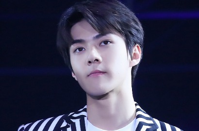 Syuting Rampung, Sehun EXO Kompak Foto Bareng Pemain 'I Love Catman'