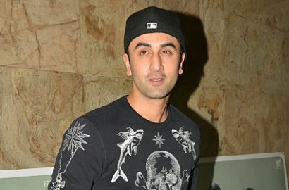 Putus dari Katrina Kaif, Ranbir Kapoor Dikabarkan Dekati Gadis Non Seleb