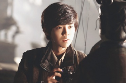 Intip Kecenya Luhan Jadi Pembasmi Hantu di Trailer Menegangkan 'Time Raiders'