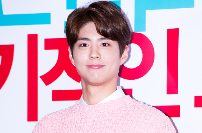 Park Bo Gum Rela ke Beijing demi Hadiri Fanmeeting Song Joong Ki