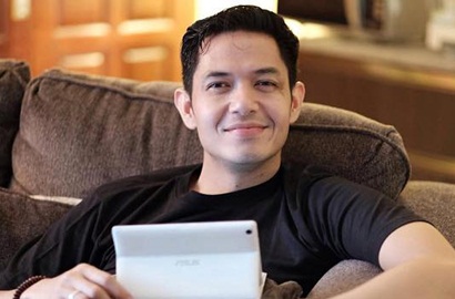 Dude Harlino Senang Bisa Jadi Ustadz di 'Catatan Hati Seorang Istri 2'
