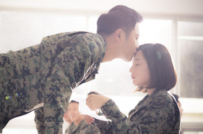 Libatkan Tentara Asli, Ciuman Pamungkas Goo-Won Couple di 'Descendants' Bikin Riuh