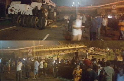 Tol  Pondok Aren Ambruk, Diduga Ditabrak Crane
