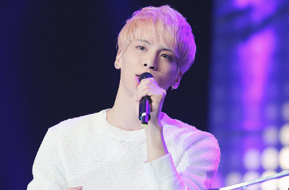Siap Comeback, Jonghyun Tampil Trendi di Foto Teaser 'She Is'