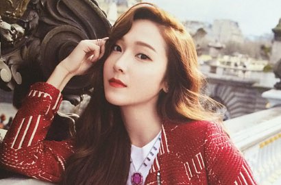 Terharu Baca Curhatan Fans, Jessica Jung Berurai Air Mata