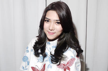 Pamer Keindahan Alam, Isyana Sarasvati Rilis Teaser MV 'Mimpi'