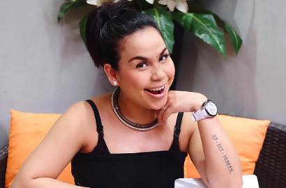 Berusia Dua Minggu, Begini Pose Imut Putra Melaney Ricardo Saat Dipotret
