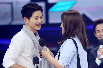 Cieee, Song Joong Ki Ketemu 'Song Hye Kyo' di 'Happy Camp' Tiongkok