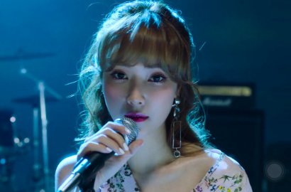 Promosi Album Solo, Jessica Memukau Nyanyikan 'Dear Diary' di V App