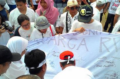 Ribuan Warga Bogor Mendadak Pindah Kependudukan ke Bekasi, Kenapa?