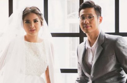 Putri Titian Cantik dengan Gaun Renda, Junior Tampil Gagah di Resepsi Pernikahan