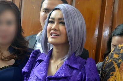 Resmi Jadi Janda, Julia Perez Ingin Gelar Syukuran