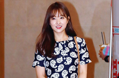 Nggak Menua, Park Bo Young Malah Makin Unyu di Acara KOPA 2016