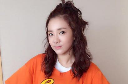 Raih 4 Juta Followers di Instagram, Dara 2NE1 Pamer Selca Imut