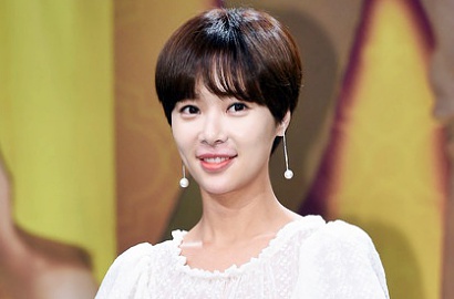 'Descendants' Jadi Alasan Hwang Jung Eum Bintangi 'Lucky Romance' Usai Nikah?