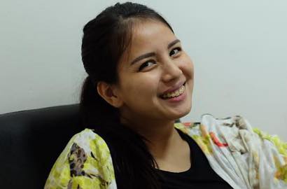 Kepala Bayi Masih di Atas, Tya Ariestya Dianjurkan Banyak Sujud