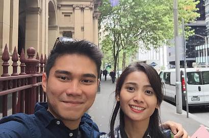Rayakan Hari Jadian, Acha Septriasa Liburan Ke Australia Bareng Pacar