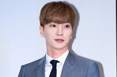 Bikin Ngakak, Leeteuk Centil Berkostum Wonder Women di 'Reform Show'