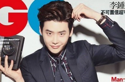 Bergaya Ala Playboy, Intip Foto Keren Lee Jong Suk di Majalah GQ