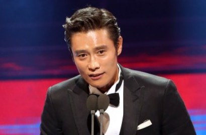 Daesang 2 Film, Yoo Ah In Dikalahkan Lee Byung Hun di Baeksang Awards 2016