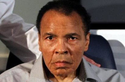 Petinju Legendaris Muhammad Ali Meninggal Dunia di Usia 74 Tahun