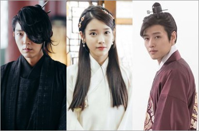 Bikin Iri, IU Dikelilingi Lee Jun Ki cs di Poster Tiongkok 'Scarlet Heart Ryeo'