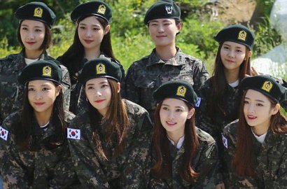Gaet Chaeyeon IOI, DIA Tampil di 'Memorial Day' Buat Promosi Comeback