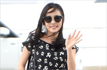 Kunjungi Bali, Goo Hara Tetap Unyu Pakai Make Up Tipis di Bandara
