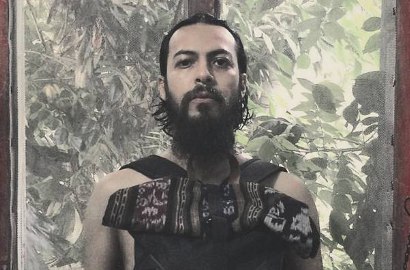Sambut Ramadhan, Ini Potret Alex Abbad Jadi Penjual Pinggir Jalan