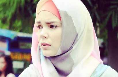 Ramadhan Sibuk Syuting 'CHSI 2', Dewi Sandra Tak Diprotes Suami