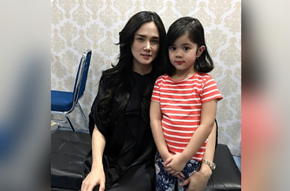 Waduh, Foto Safeea Cium Adik Bayinya Dihujat Haters Mulan Jameela