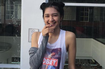 Heboh Mikha Tambayong Pamer Foto di Ranjang