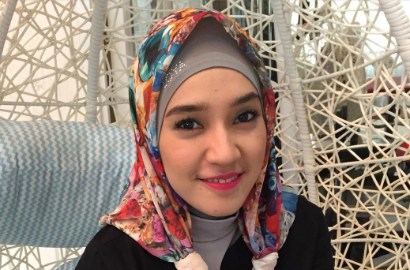 Lama Vakum, Dhini Aminarti Bahagia Ikut Bintangi 'Cinta Laki-Laki Biasa'