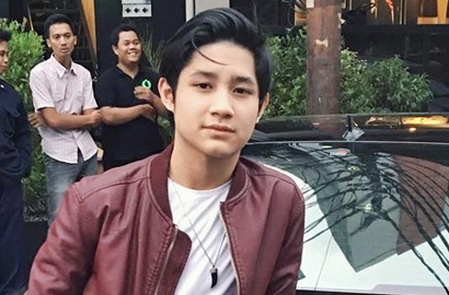 Kangen Berat, Teuku Rassya Sedih Puasa Tanpa Tamara Bleszynski