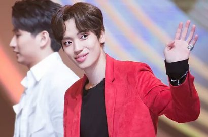 Ketangkap Basah Kencani Gadis yang Sama, Niel Teen Top Didesak Akui Pacaran