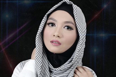 Sempat Hebohkan Netter, Ini Perubahan Pegawai Minimarket Cantik di Bulan Ramadhan