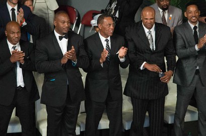 Mike Tyson hingga Aktor Will Smith Jadi Pengusung Jenazah Muhammad Ali
