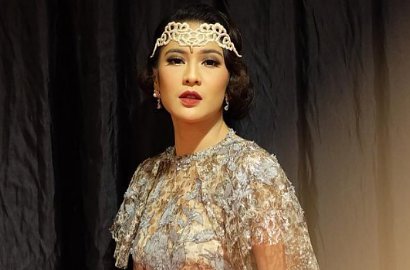 Demi 'Kartini', Dian Sastro Belajar Bahasa Belanda dari Kekasih Paramitha Rusady