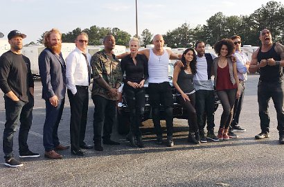 Keren Banget, Ini Dia Tampilan Mobil-Mobil untuk 'Fast and Furious 8'