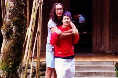 Istri Aming Perempuan Tulen, Ini Foto Kecil Evelyn Imut Ala Boneka Jepang