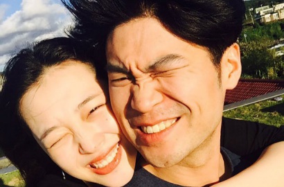 Ogah Pose Mesra, Sulli-Choiza Malah Foto Kocak Saat Kencan