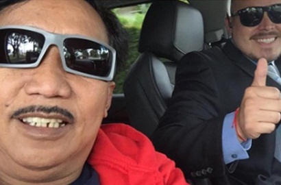 Dari Mobil Sport Hingga Rumah Beverly Hills, Doyok Hidup Mewah di Amerika?