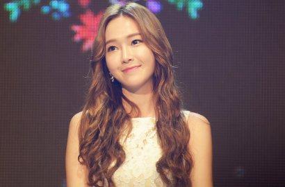 Sudah Move On dari SNSD, Jessica Umumkan Nama Fandom Resmi
