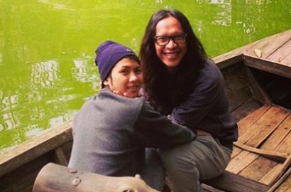Evelyn Keibuan Saat Gendong Anak, Aming Makin Doakan Istrinya Segera Hamil