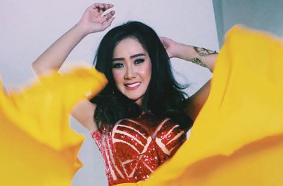 Pacari Anggota DPR, Cita Citata Dilamar Saat Lebaran?