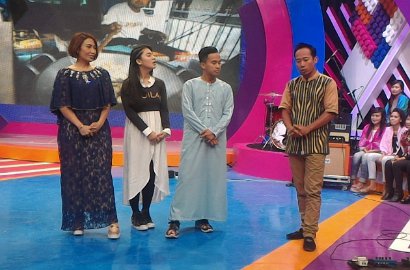 Ayu Dewi Pamer Penampilan Baru di 'Dahsyat', Denny Cagur: Cantik Banget