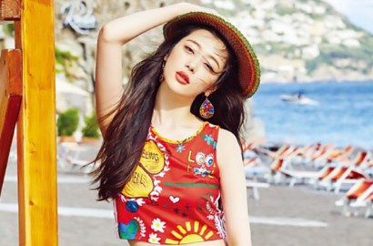 Berani Seksi Pakai Bikini, Sulli Malah Jadi Bahan Tertawaan