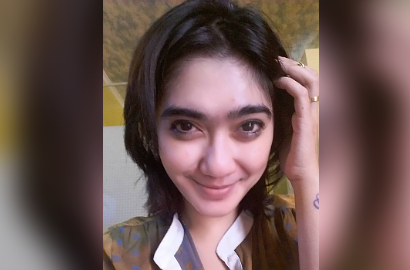 Mbah Mijan Jadi Penyebab Revi Mariska Tak Laku?
